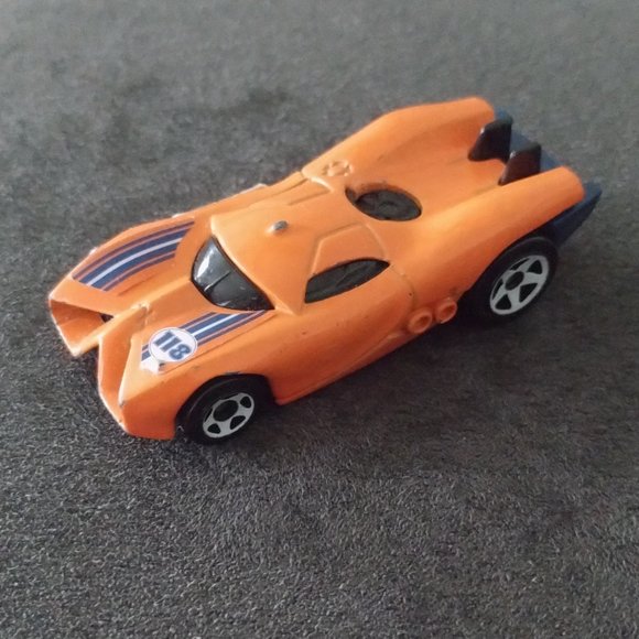 2009 Hot Wheels Orange Race Car Mattel - Picture 5 of 6